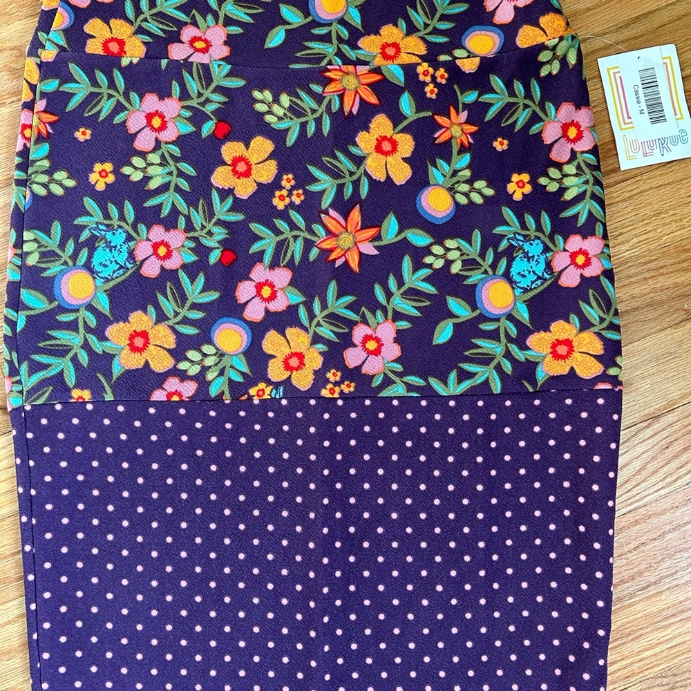 NWT Lularoe Cassie skirt